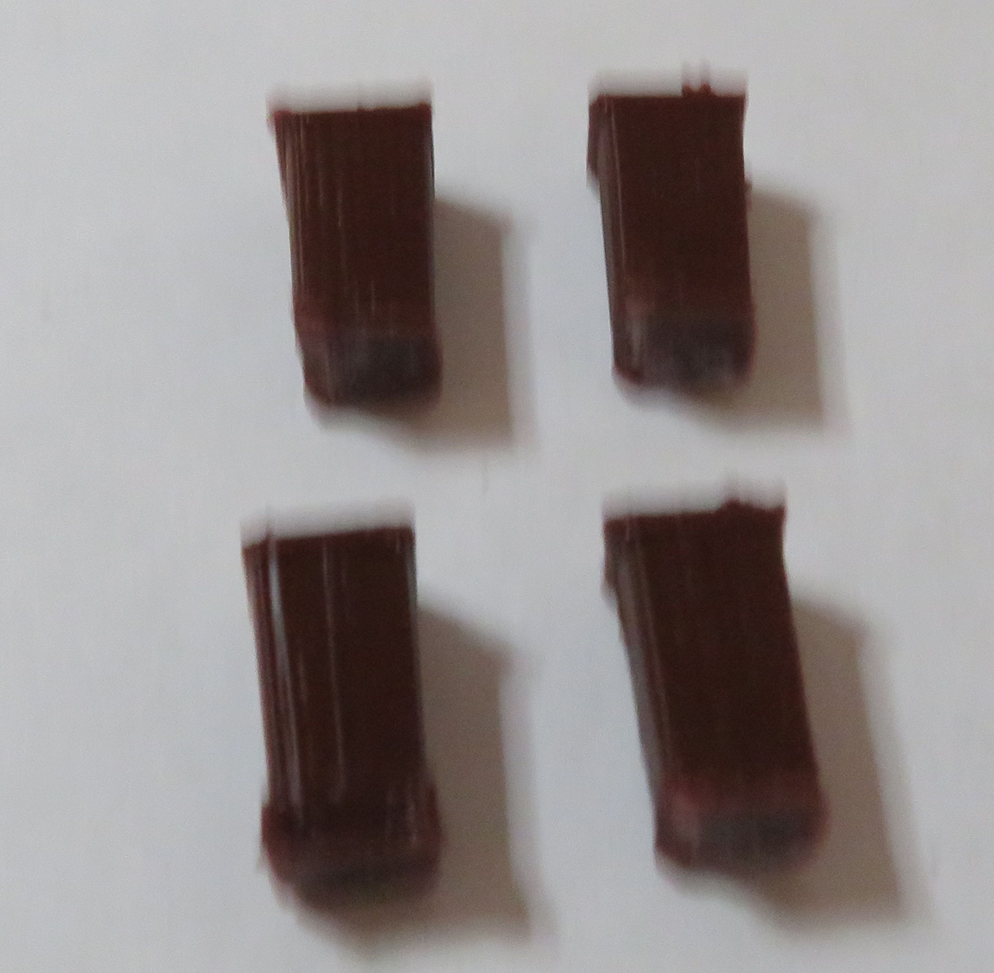 Brown Wheelie Bins OO Scale - pack of 4