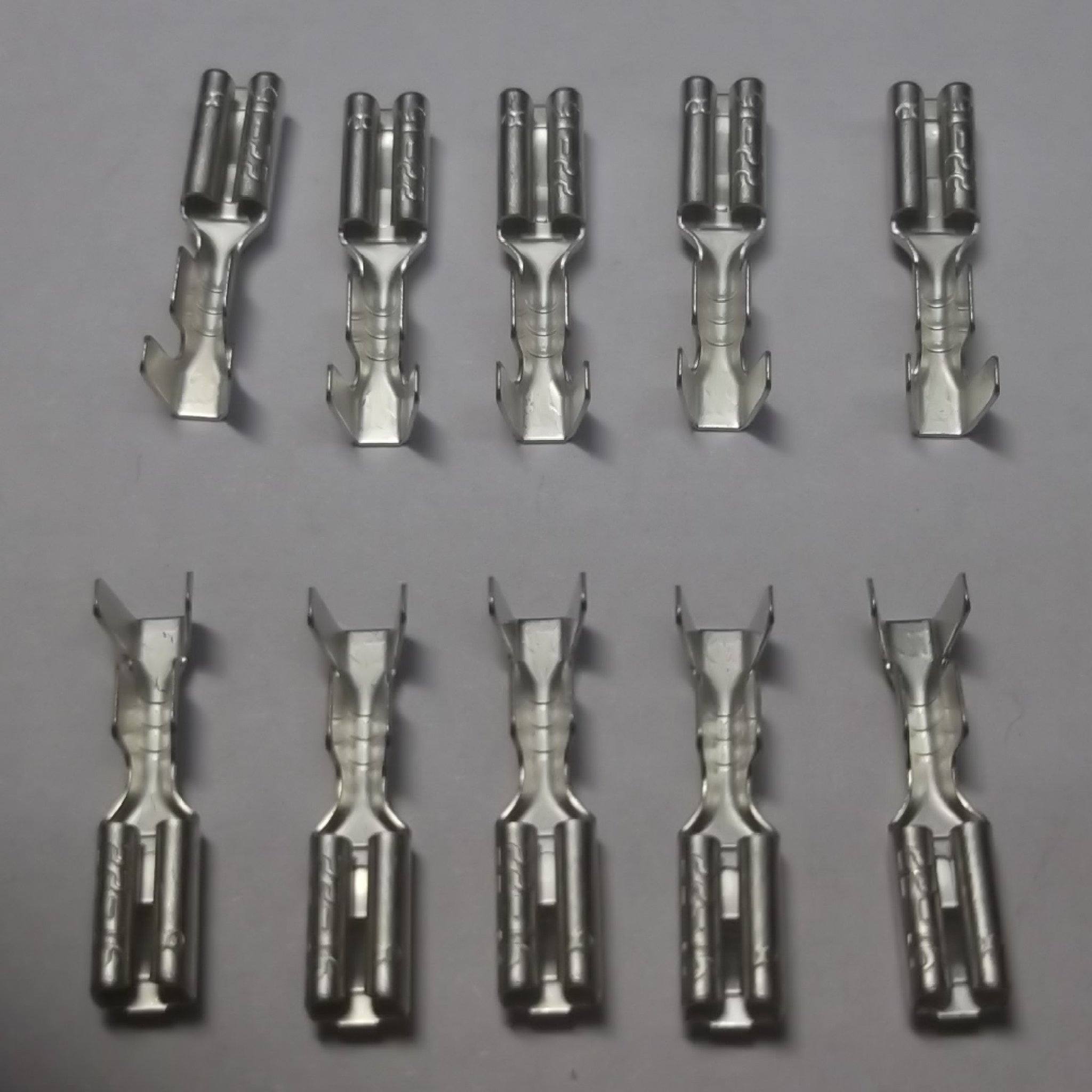 Female Crimp Connectors